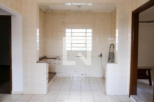 Cozinha de casa à venda com 3 quartos, 320m² em Vila Guiomar, Santo André