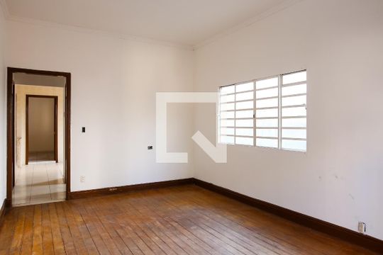 Casa à venda com 3 quartos, 320m² em Vila Guiomar, Santo André