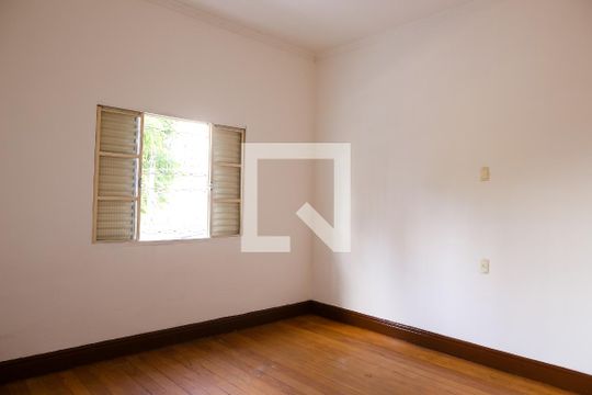 Quarto de casa à venda com 3 quartos, 320m² em Vila Guiomar, Santo André