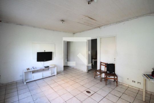 Casa à venda com 4 quartos, 212m² em Vila Independencia, São Paulo