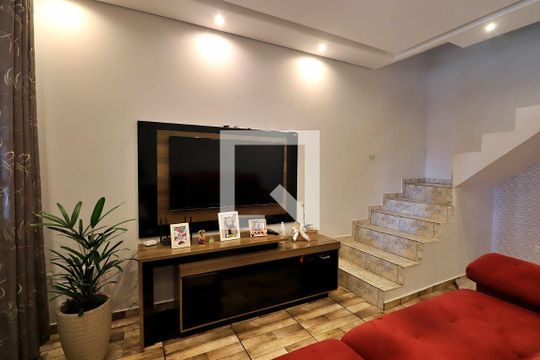 Sala de casa à venda com 3 quartos, 192m² em Jardim Alzira Franco, Santo André