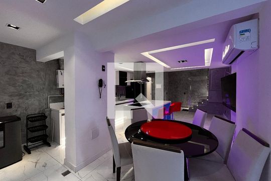 Sala de apartamento para alugar com 2 quartos, 240m² em Recreio dos Bandeirantes, Rio de Janeiro