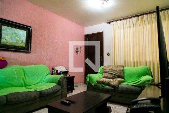 Sala de casa à venda com 4 quartos, 130m² em Vila Babilônia, São Paulo