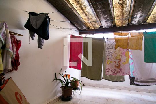 Varanda do Quarto 2 de casa à venda com 4 quartos, 130m² em Vila Babilônia, São Paulo