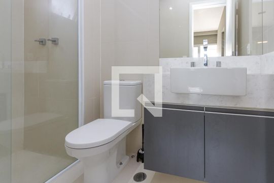 Banheiro de apartamento para alugar com 1 quarto, 43m² em Cidade Monções, São Paulo