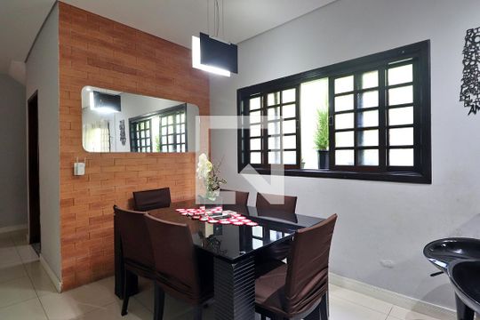 Cozinha de casa à venda com 4 quartos, 155m² em Vila Camilópolis, Santo André