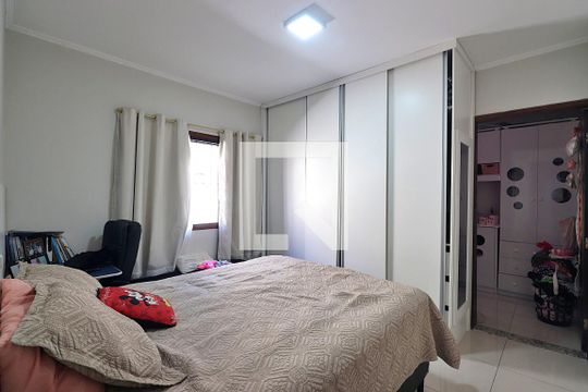 Quarto 1 de casa à venda com 4 quartos, 155m² em Vila Camilópolis, Santo André