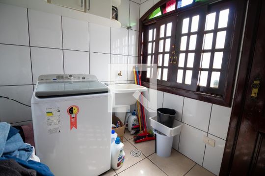 Área de Serviço de casa à venda com 3 quartos, 600m² em Vila Jacuí, São Paulo