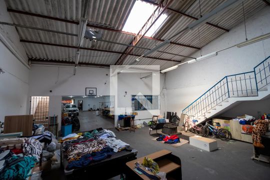 Galpão  de casa à venda com 3 quartos, 600m² em Vila Jacuí, São Paulo