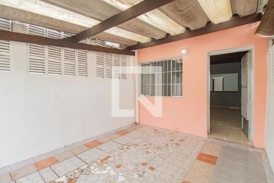 Garagem de casa à venda com 2 quartos, 103m² em Brooklin Paulista, São Paulo