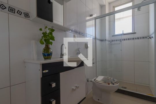 Banheiro de apartamento para alugar com 1 quarto, 40m² em Freguesia (jacarepaguá), Rio de Janeiro