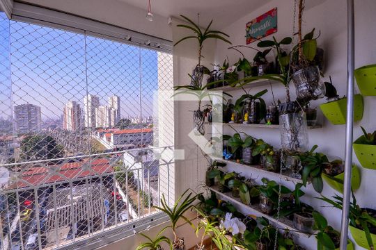 Varanda de apartamento à venda com 2 quartos, 65m² em Vila Gumercindo, São Paulo