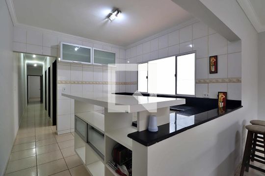 Cozinha de casa para alugar com 3 quartos, 214m² em Parque Oratorio, Santo André