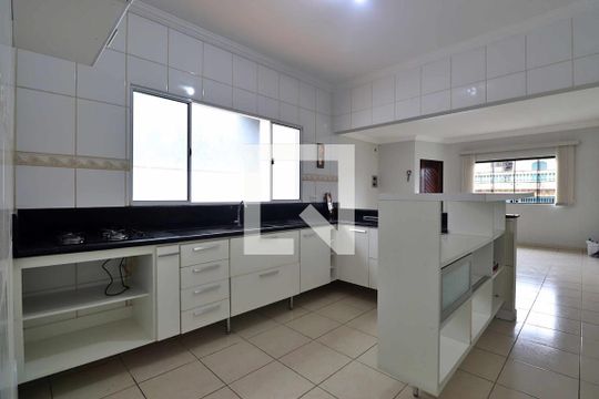 Cozinha de casa à venda com 3 quartos, 214m² em Parque Oratorio, Santo André
