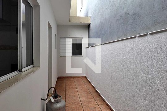 Quintal de casa à venda com 3 quartos, 214m² em Parque Oratorio, Santo André