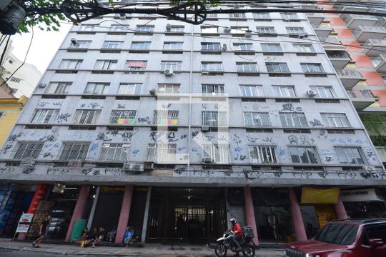 Fachada de kitnet/studio à venda com 1 quarto, 30m² em Catete, Rio de Janeiro