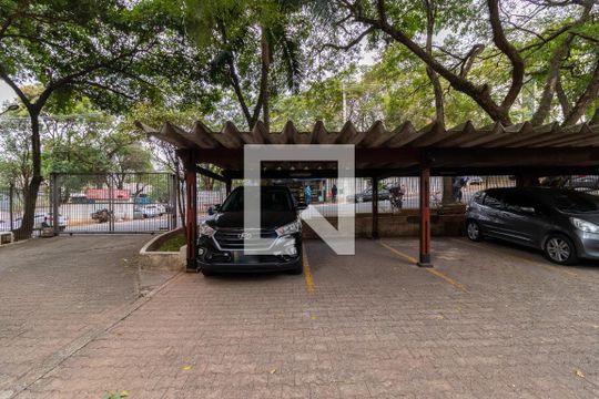 Garagem de apartamento para alugar com 2 quartos, 65m² em Barro Branco (zona Norte), São Paulo