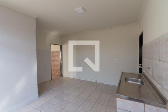 Cozinha de casa para alugar com 3 quartos, 100m² em Setor Bueno, Goiânia