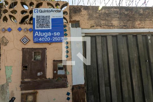 Plaquinha de casa para alugar com 2 quartos, 90m² em Setor Leste Universitário, Goiânia