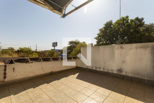 varanda de casa para alugar com 2 quartos, 90m² em Setor Leste Universitário, Goiânia