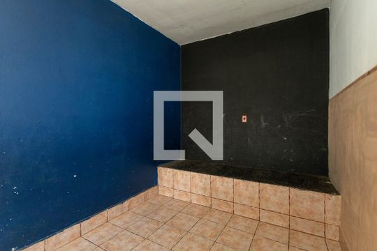 Sala 2 de casa para alugar com 2 quartos, 90m² em Setor Leste Universitário, Goiânia