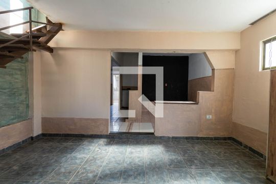 Sala 1 de casa para alugar com 2 quartos, 90m² em Setor Leste Universitário, Goiânia