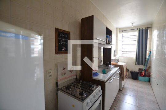 Cozinha de apartamento à venda com 2 quartos, 65m² em Partenon, Porto Alegre