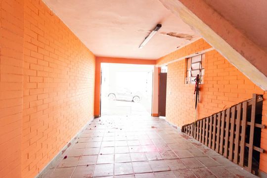 Garagem de casa à venda com 2 quartos, 107m² em Jardim Peri, São Paulo