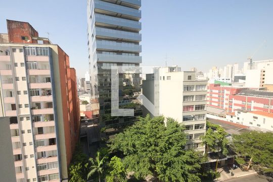Quarto - Vista de apartamento para alugar com 1 quarto, 36m² em Liberdade, São Paulo