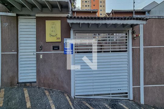 Fachada com Plaquinha de casa de condomínio à venda com 3 quartos, 87m² em Vila Isolina Mazzei, São Paulo