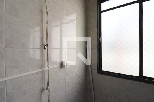 Lavanderia de apartamento à venda com 2 quartos, 50m² em Portal dos Gramados, Guarulhos