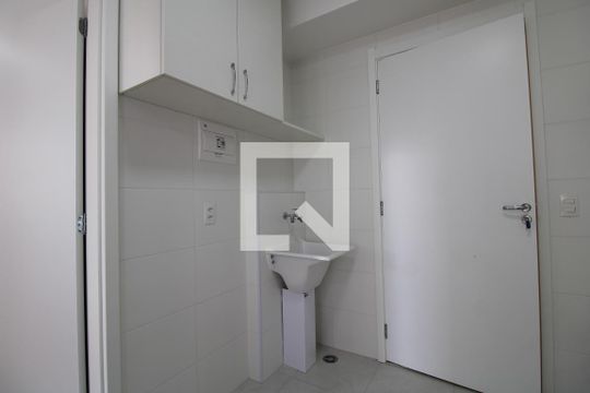 Cozinha e Área de Serviço de apartamento para alugar com 1 quarto, 28m² em Jardim Caravelas, São Paulo