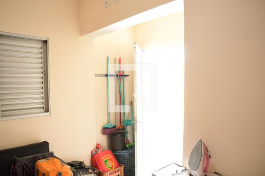 Quarto de Serviço de casa de condomínio para alugar com 4 quartos, 380m² em Pinus Park, Cotia