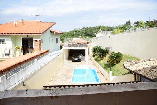 Sacada de casa de condomínio para alugar com 4 quartos, 380m² em Pinus Park, Cotia