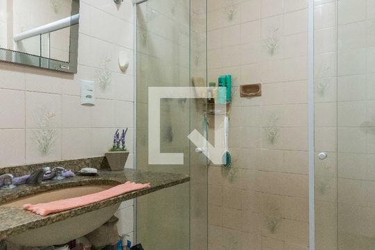 Banheiro da Suíte  de apartamento à venda com 2 quartos, 99m² em Tijuca, Rio de Janeiro