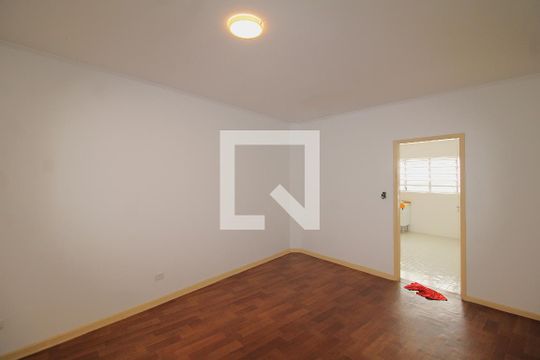 Casa para alugar com 4 quartos, 160m² em Vila Mazzei, São Paulo