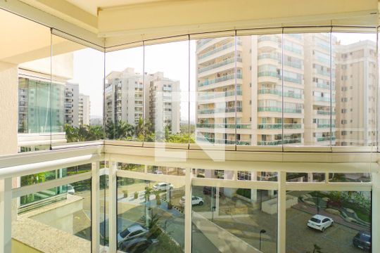 Vista da Suíte de apartamento à venda com 2 quartos, 80m² em Barra da Tijuca, Rio de Janeiro