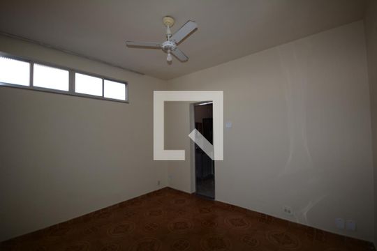 Quarto 1 suite de apartamento para alugar com 1 quarto, 50m² em Penha, Rio de Janeiro