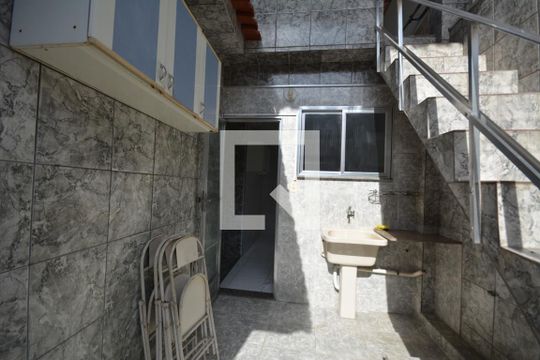 Área de Serviço de apartamento para alugar com 1 quarto, 50m² em Penha, Rio de Janeiro