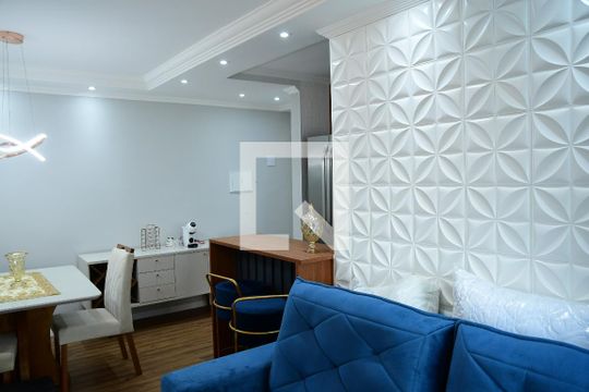 Sala de apartamento para alugar com 2 quartos, 53m² em Jardim Colibri, Cotia