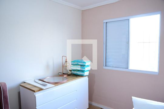 Quarto 1  de apartamento para alugar com 2 quartos, 53m² em Jardim Colibri, Cotia