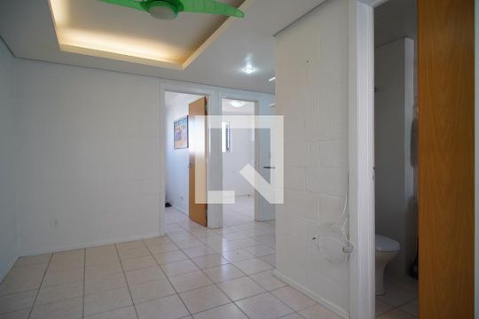 Sala  de apartamento à venda com 2 quartos, 42m² em Rubem Berta, Porto Alegre
