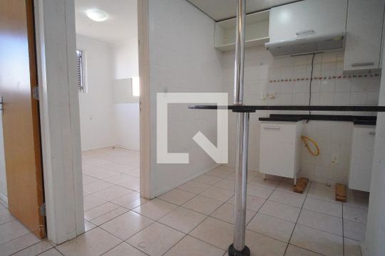Cozinha Americana  de apartamento à venda com 2 quartos, 42m² em Rubem Berta, Porto Alegre