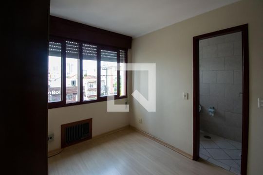 Quarto de apartamento à venda com 1 quarto, 45m² em Santana, Porto Alegre