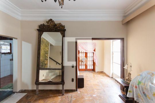 Sala de casa à venda com 5 quartos, 276m² em Vila Isabel, Rio de Janeiro