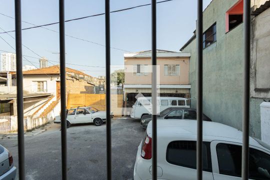 Vista Quarto 1 de casa à venda com 2 quartos, 84m² em Vila Carlos de Campos, São Paulo