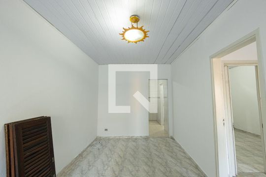 Sala de casa à venda com 2 quartos, 84m² em Vila Carlos de Campos, São Paulo