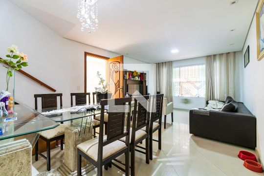 Sala de casa à venda com 3 quartos, 100m² em Jardim Oriental, São Paulo