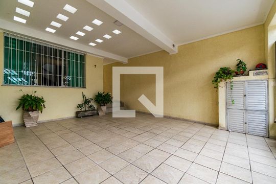 Garagem de casa à venda com 3 quartos, 100m² em Jardim Oriental, São Paulo
