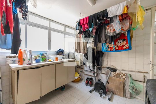 Área de Serviço de apartamento à venda com 3 quartos, 132m² em Pinheiros, São Paulo
